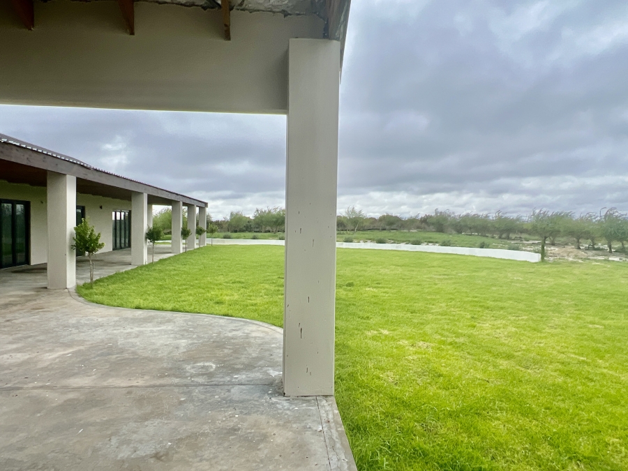 10 Bedroom Property for Sale in Hartebeesfontein Western Cape